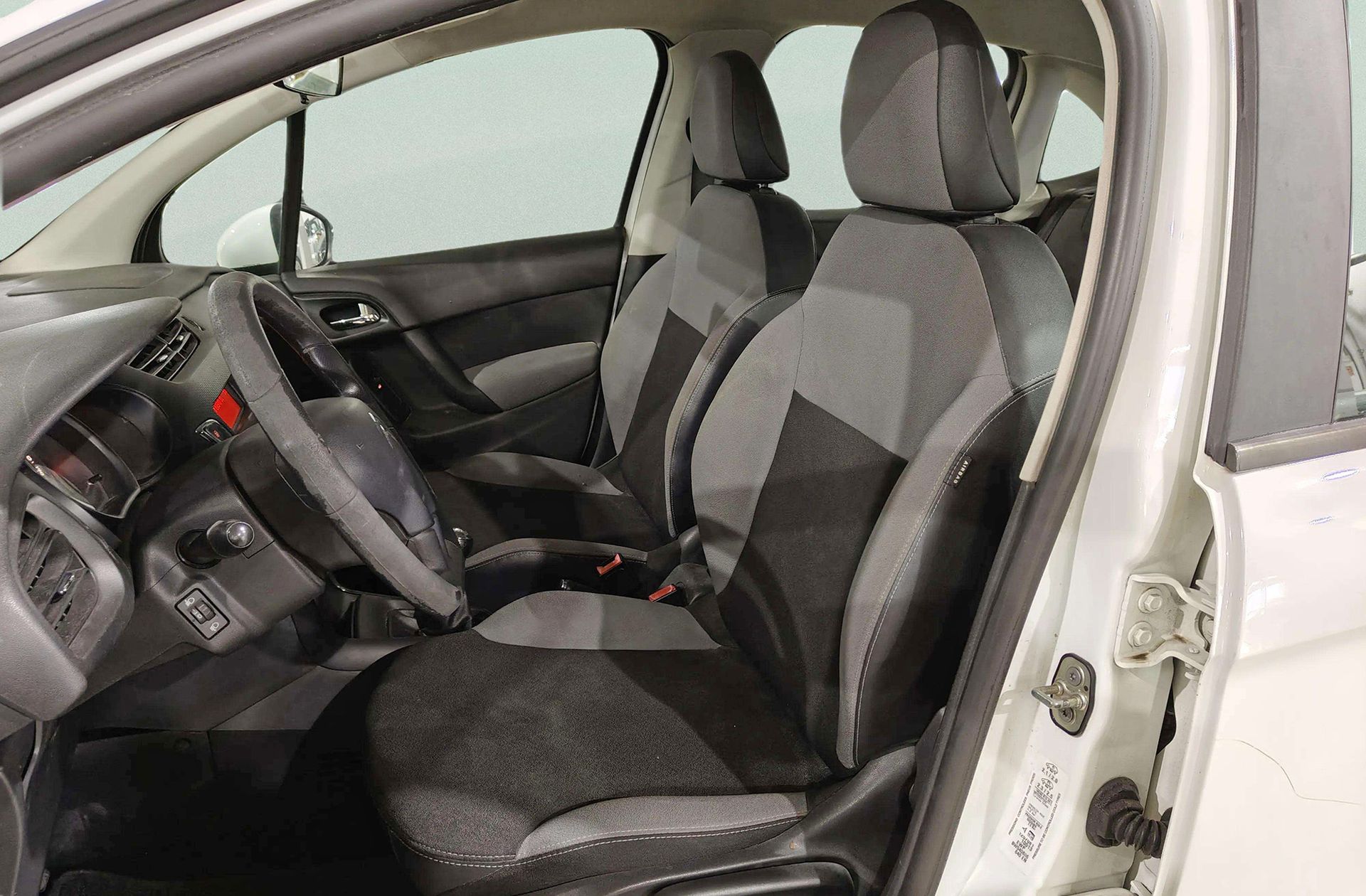 Citroën C3 1.1i Attraction - foto 7