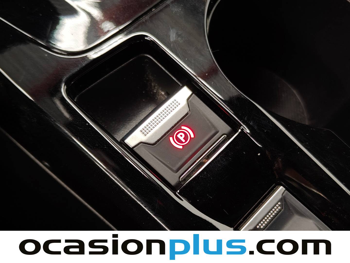 Paquetes del Peugeot 2008 Peugeot 2008 Allure Hybrid eDCS6 (136 CV)