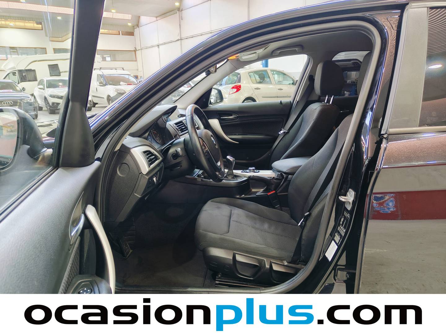 Foto asientos delanteros BMW Serie 1 BMW Serie 1 116d (116 CV)