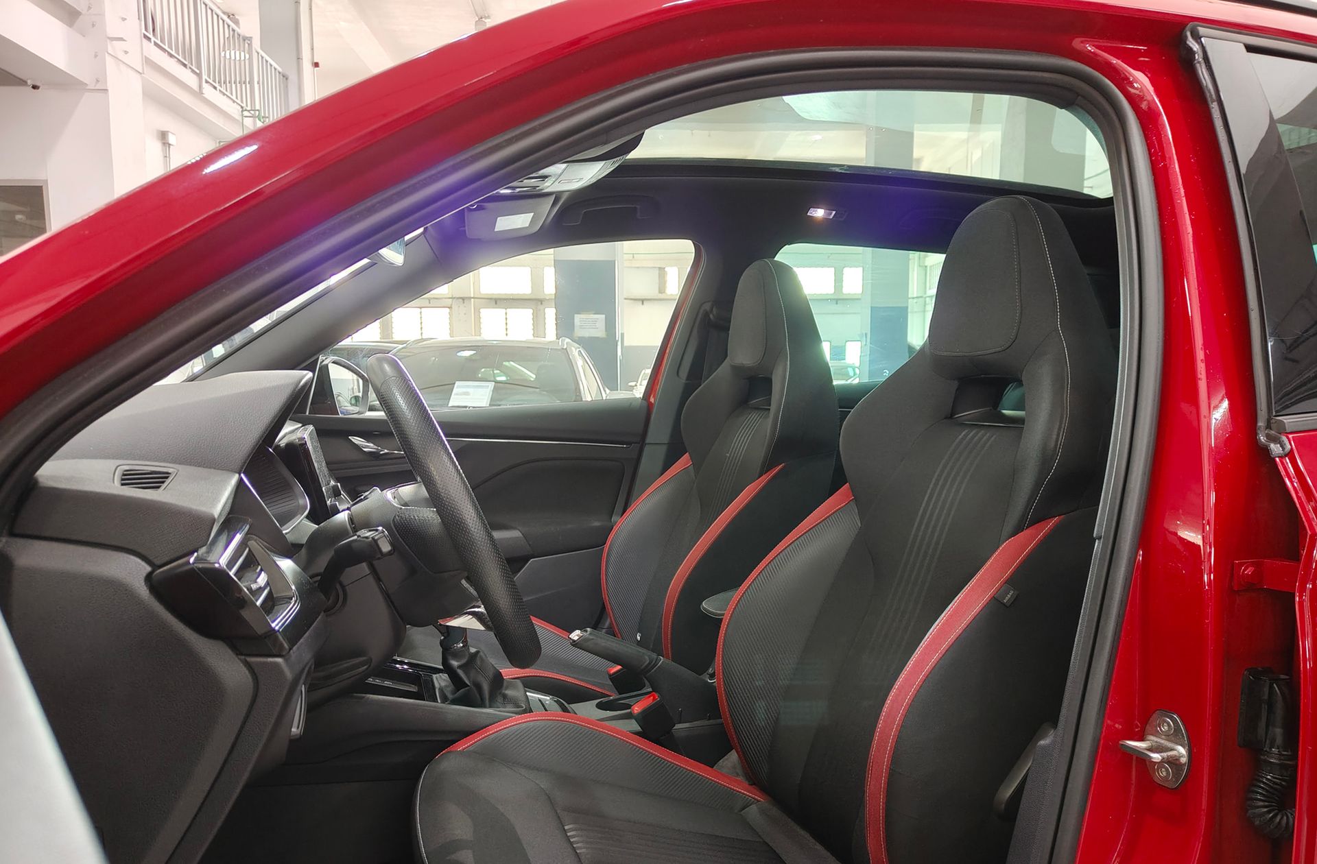 Škoda Kamiq 1.0 TSI Montecarlo DSG - foto 13