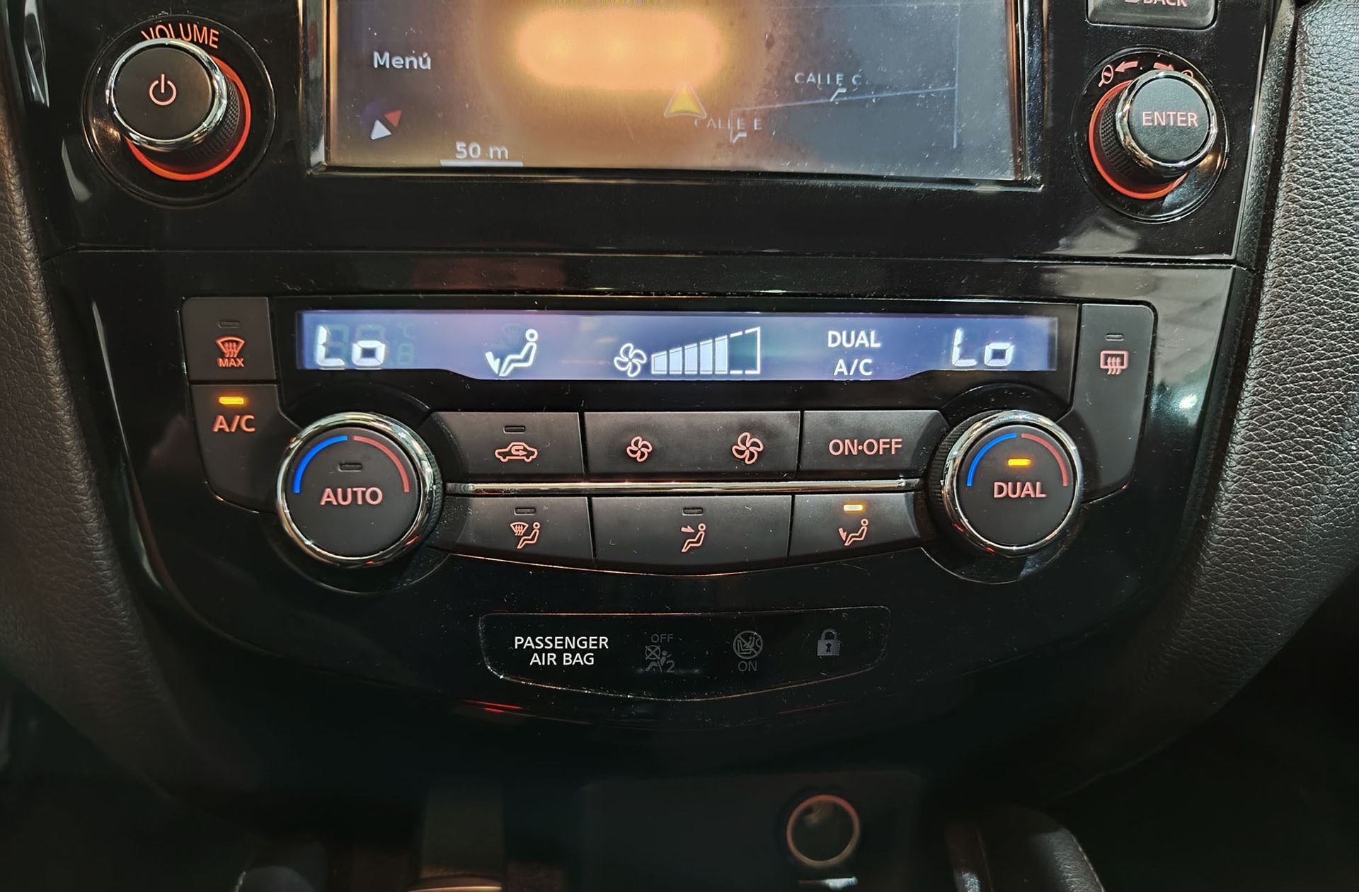Nissan Qashqai DIG-T 115 N-Connecta 4x2 - foto 25