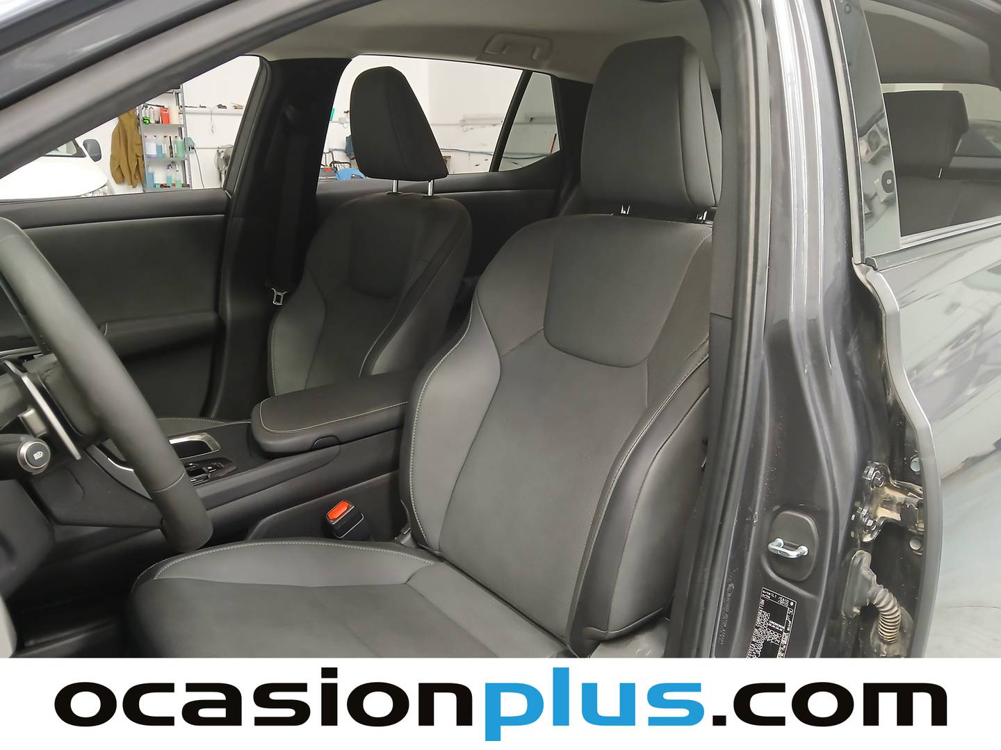 Foto Lexus RZ Lexus RZ 450e Executive  (313 CV)