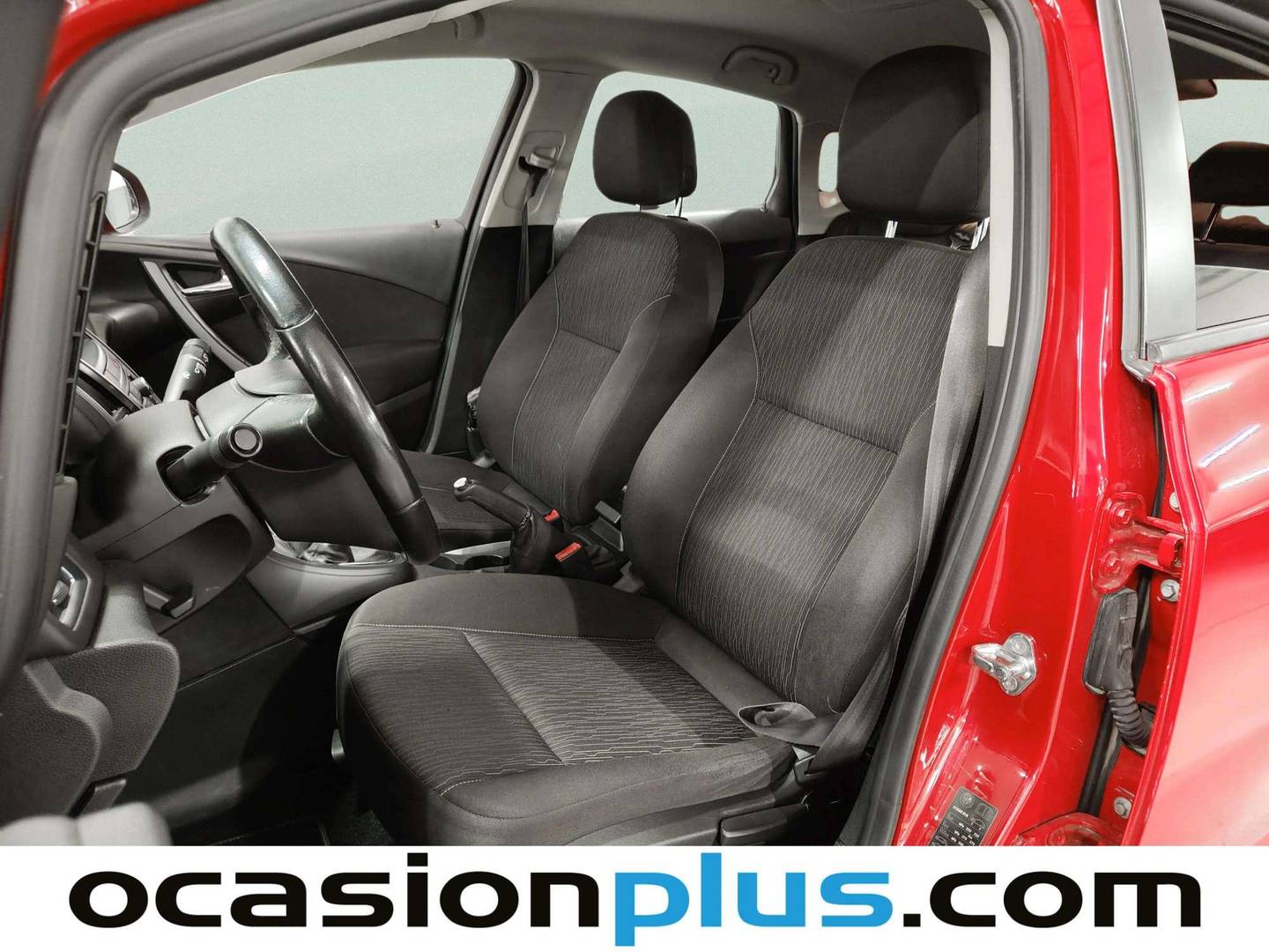 Foto asientos delanteros Opel Astra Opel Astra 1.4 Turbo GLP Sedan Business (140 CV)