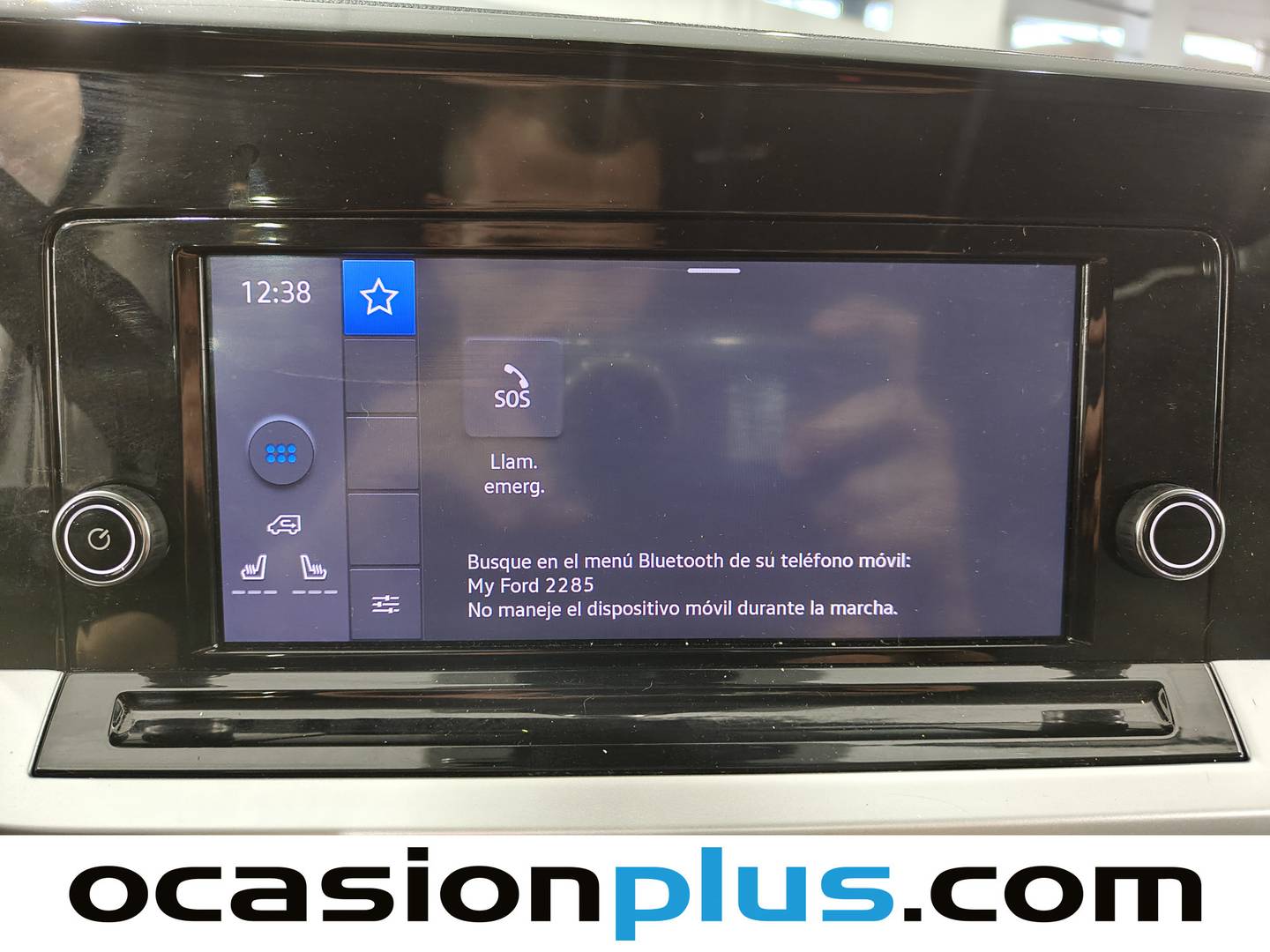 Foto Ford Grand Tourneo Connect Ford Grand Tourneo Connect 1.5 Ecoboost Titanium Auto (114 CV)