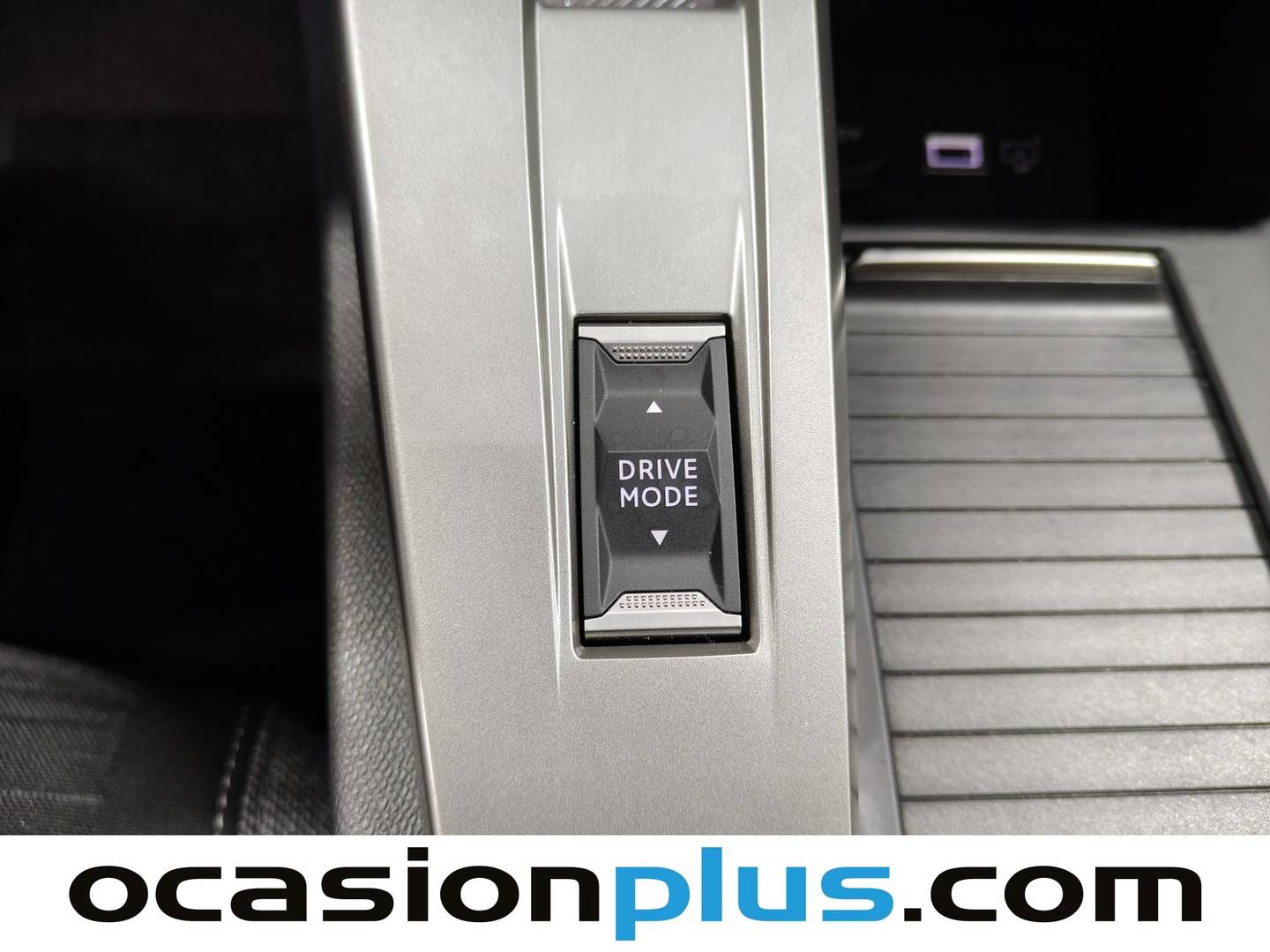 Foto Peugeot 308 Peugeot 308 PureTech 130 S&S Active Pack EAT8  (130 CV)