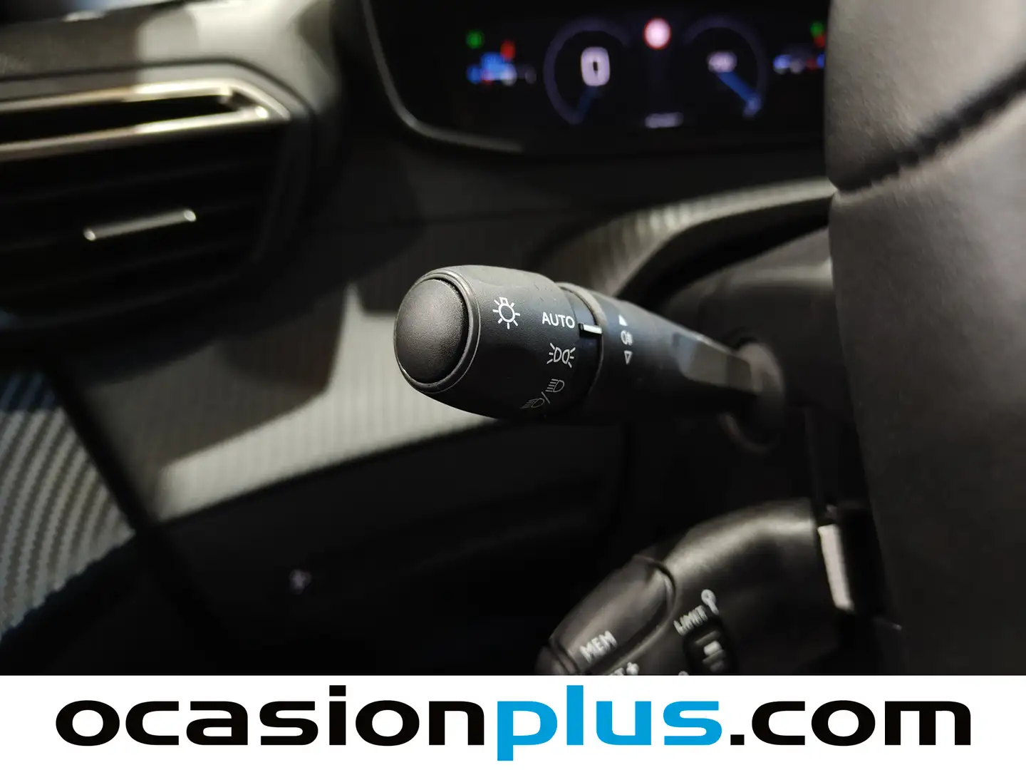 Foto Peugeot 208 Peugeot 208 PureTech 100 Allure (100 CV)