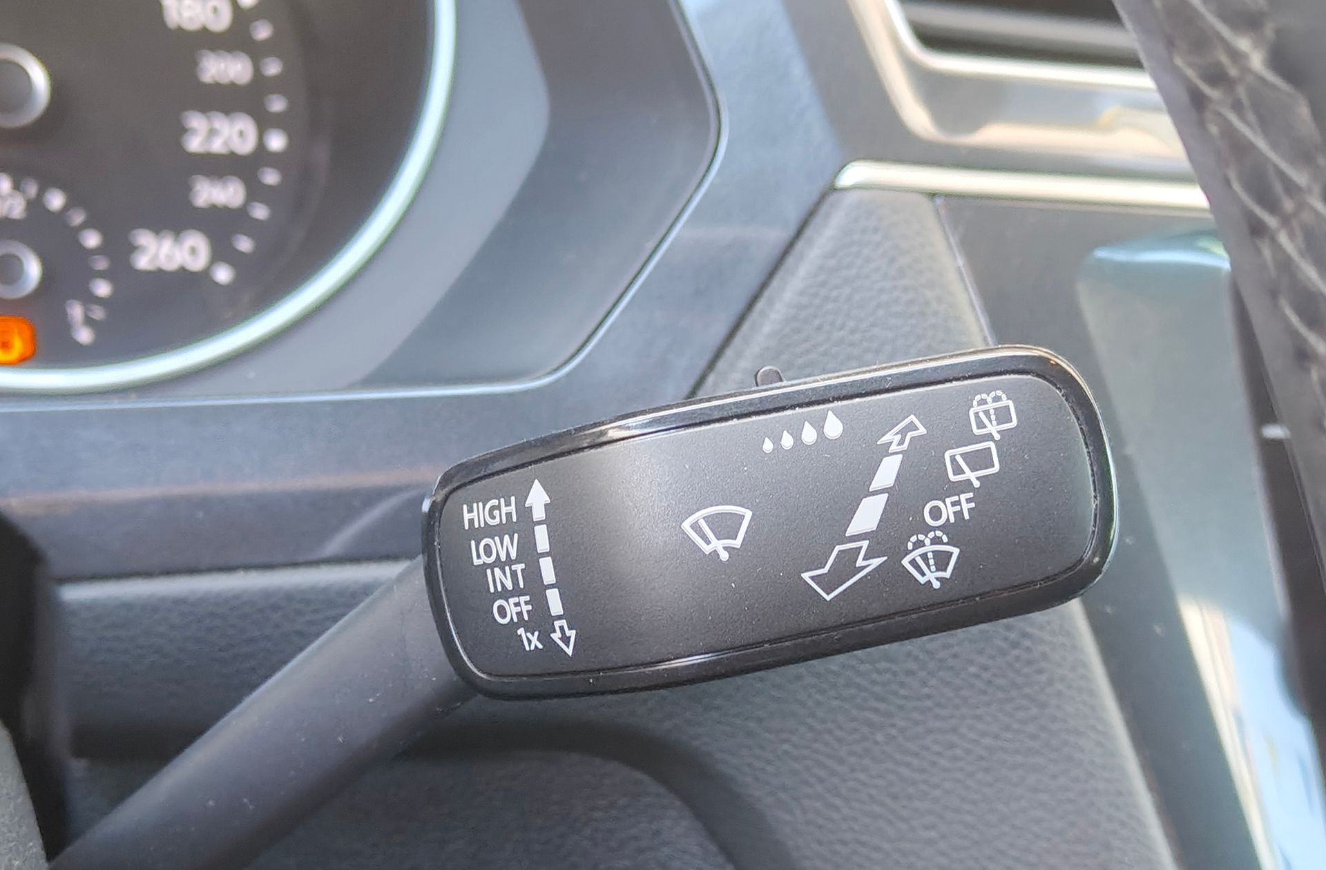 Volkswagen Tiguan Advance 2.0 TDI - foto 29
