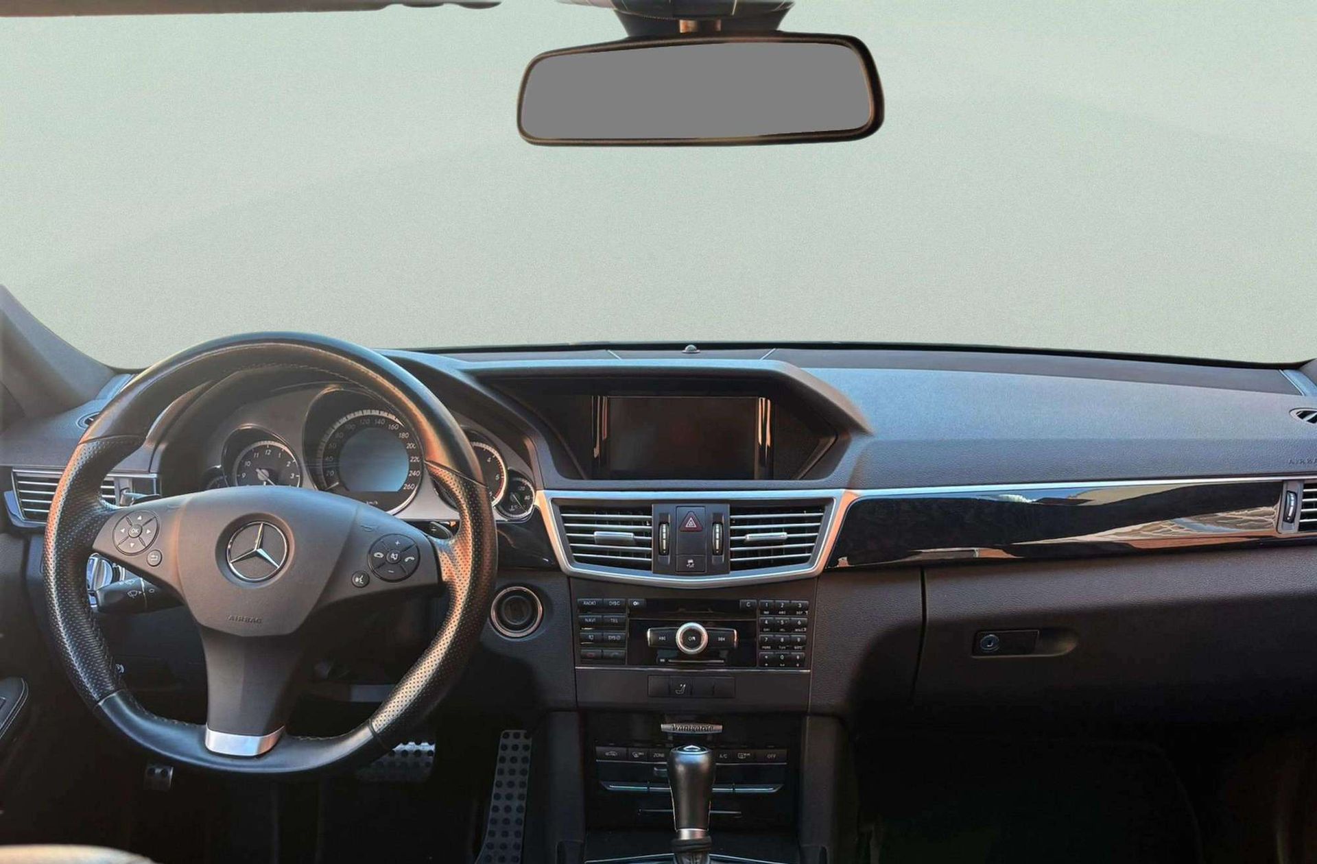 Mercedes-Benz Clase E E 220 CDI Blue Efficiency Avantgarde Pack AMG - foto 6