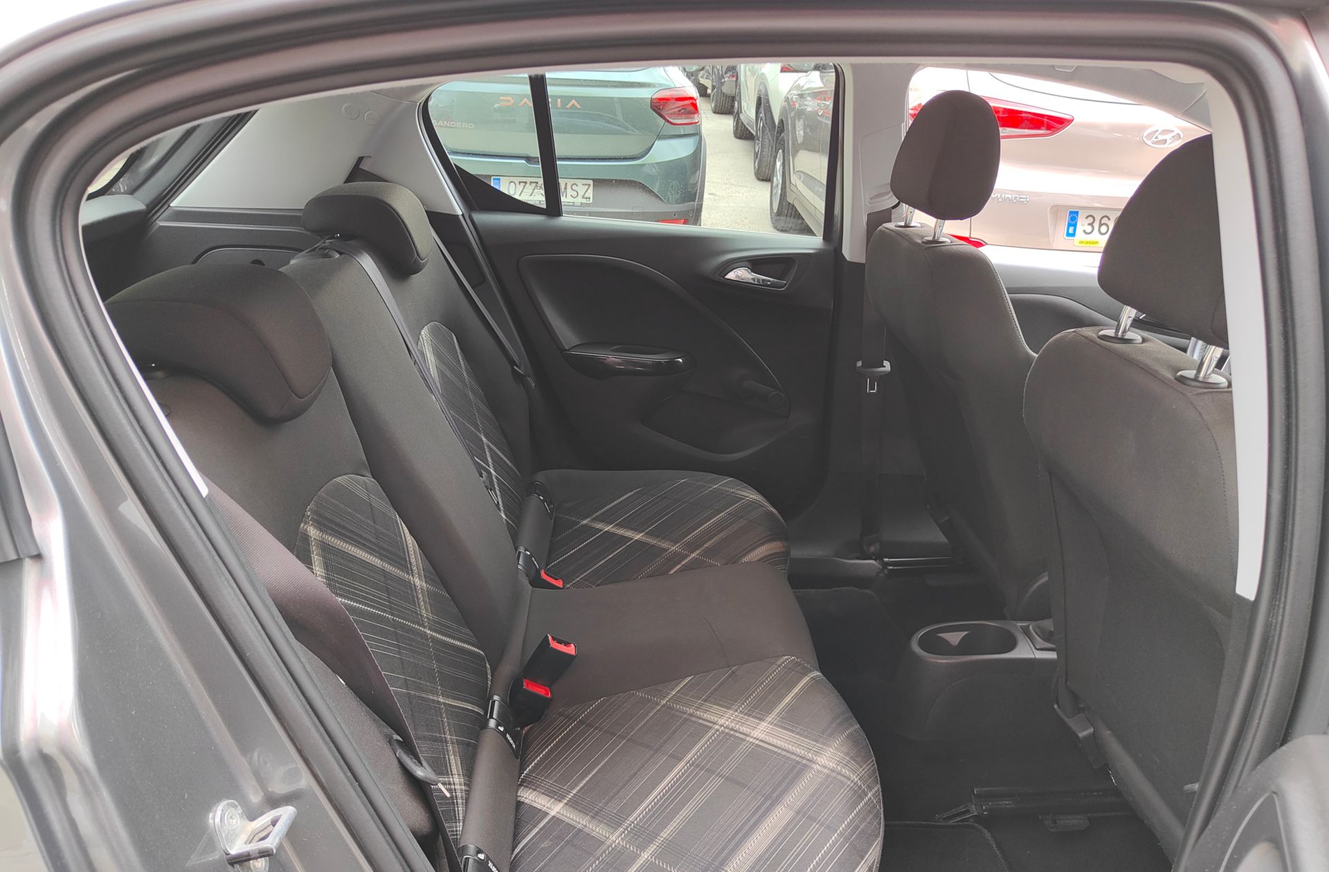 Opel Corsa 1.4 Color Edition - foto 14