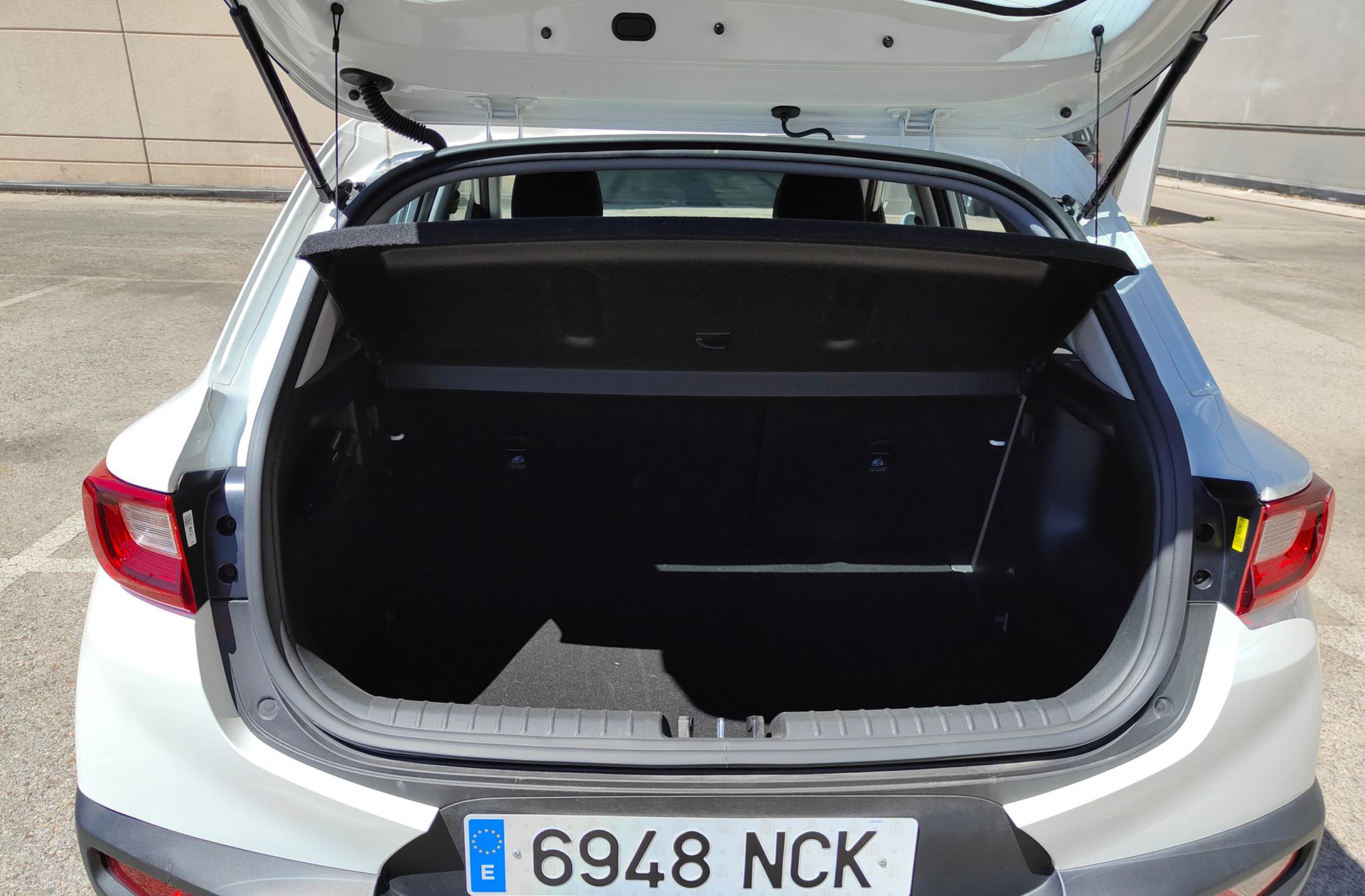 Kia Stonic 1.0 T-GDi MHEV Drive - foto 14