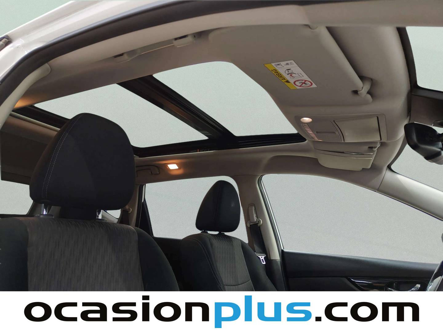 Extras y acabados del Nissan X-TRAIL Nissan X-Trail DIG-T 160 Acenta DCT  (160 CV)