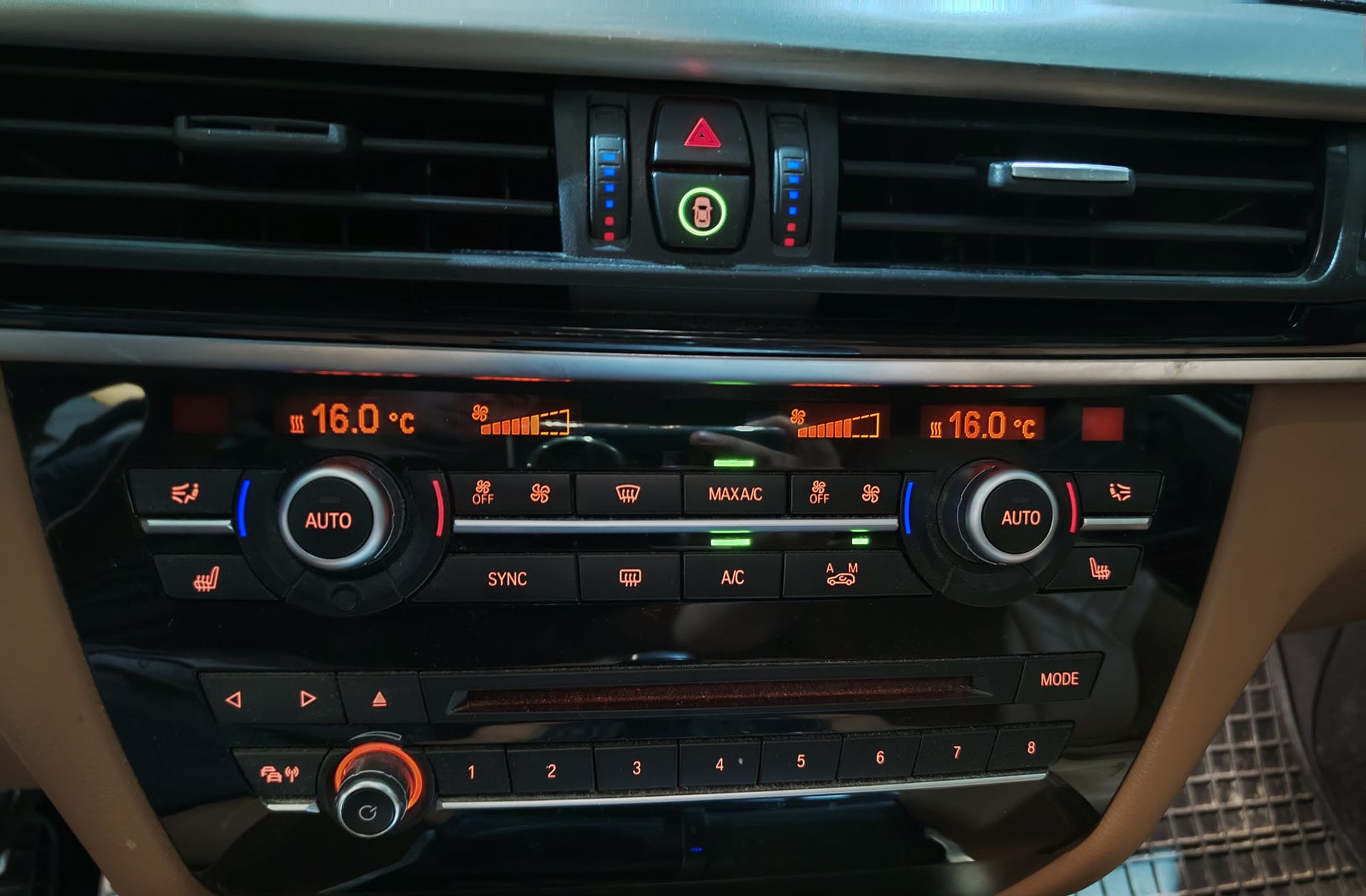 BMW X6 xDrive30d - foto 30