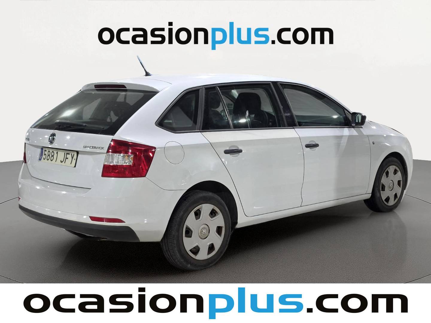 Foto trasera Skoda Spaceback Skoda Spaceback 1.6 TDI Active Green TEC (105 CV) derecha