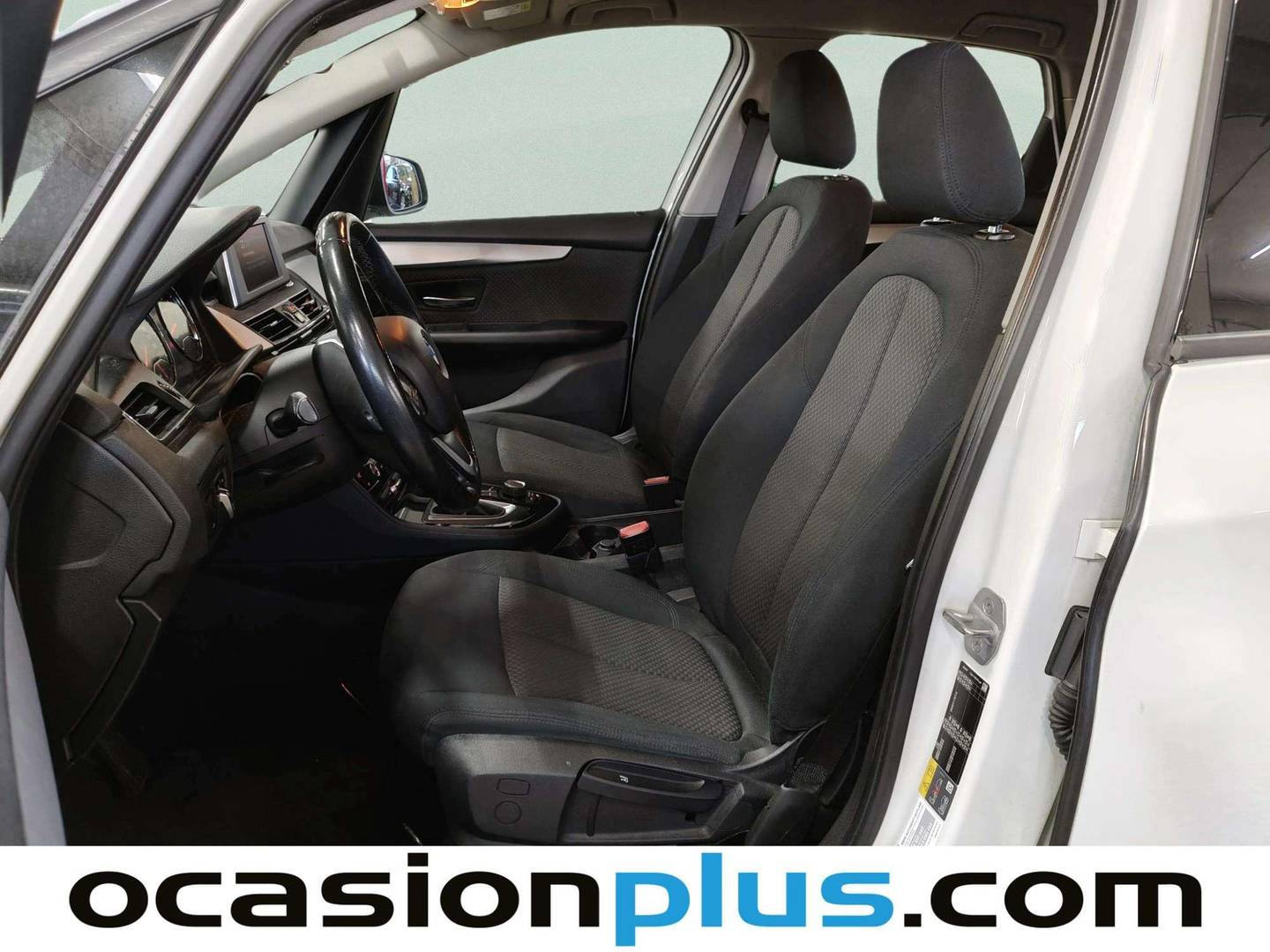 Foto asientos delanteros BMW Serie 2 Active Tourer BMW Serie 2 225xe iPerformance Active Tourer (224 CV)