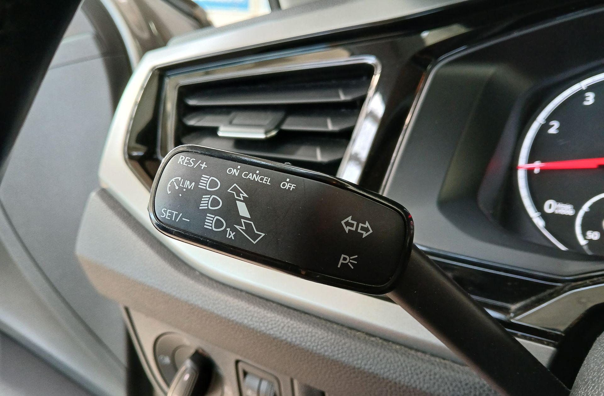 Volkswagen Polo Advance 1.0 TSI DSG - foto 21