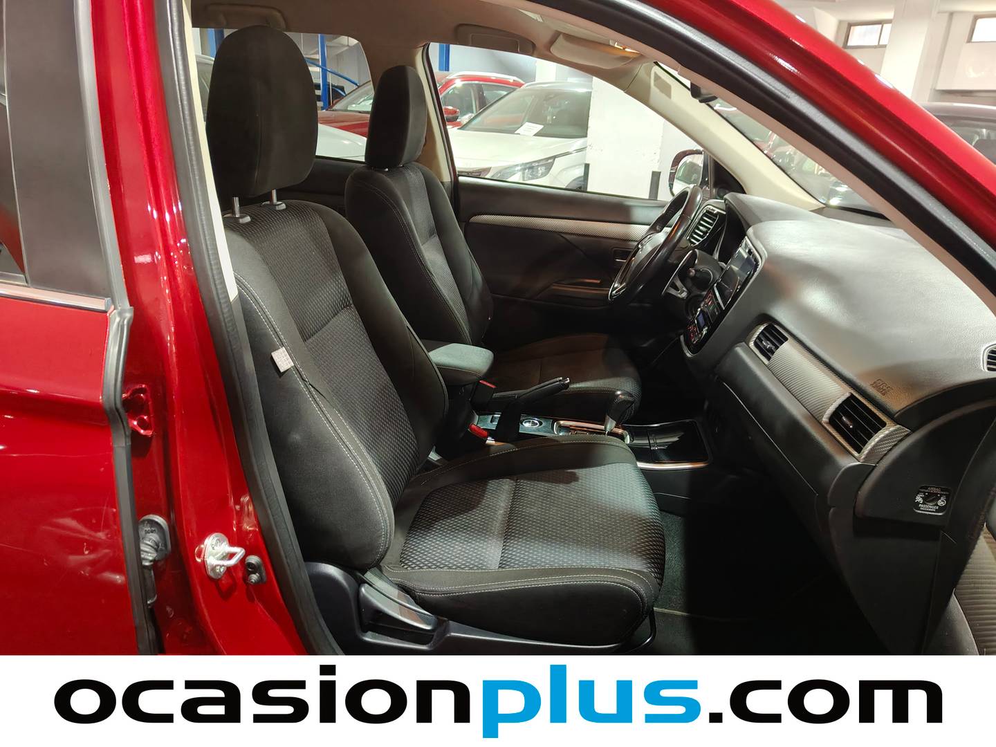 Mitsubishi Outlander Mitsubishi Outlander 200 MPI Motion 2WD CVT (150 CV) automático