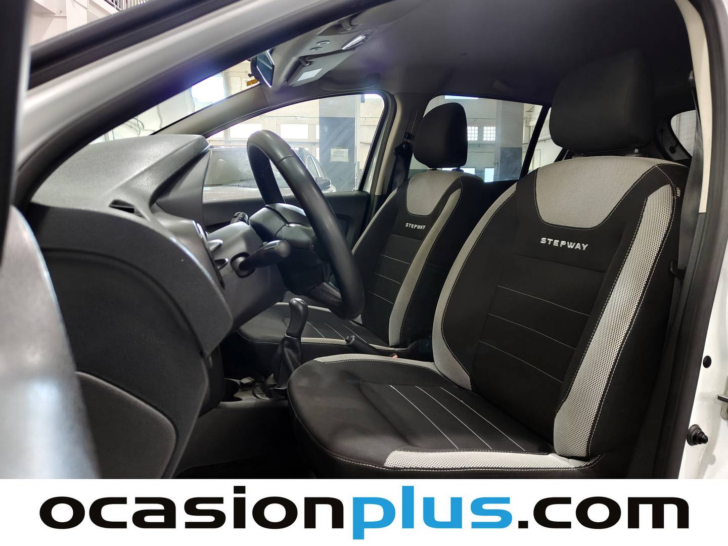 Foto asientos delanteros Dacia Sandero Dacia Sandero Stepway Comfort TCe (90 CV)