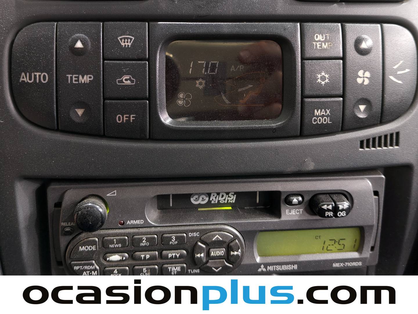 Extras y acabados del Mitsubishi Carisma Mitsubishi Carisma 1.8 LS GDI (125 CV)