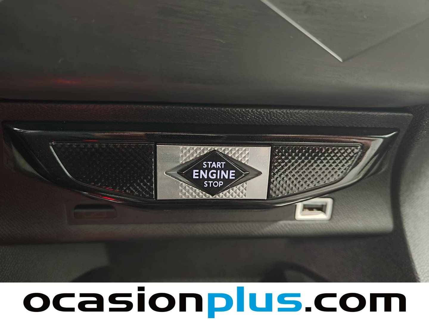 Foto DS DS 3 Crossback DS DS3 Crossback BlueHDi 110 So Chic  (110 CV)