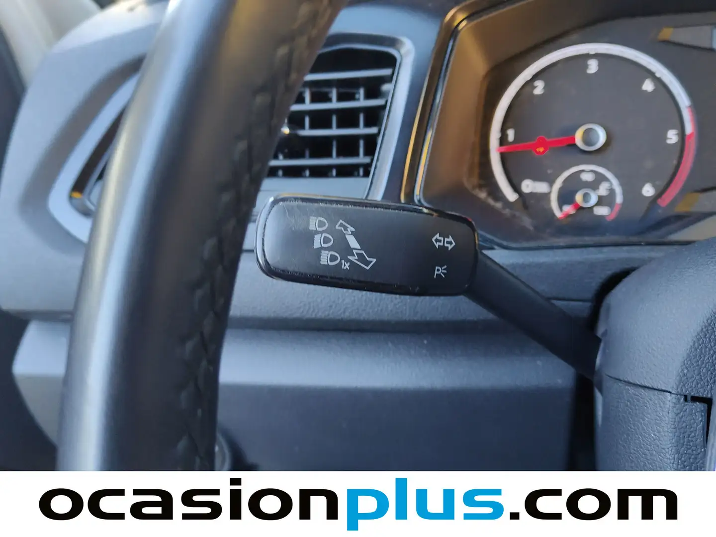 Foto Volkswagen T-Roc Volkswagen T-Roc Edition 1.6 TDI  (115 CV)