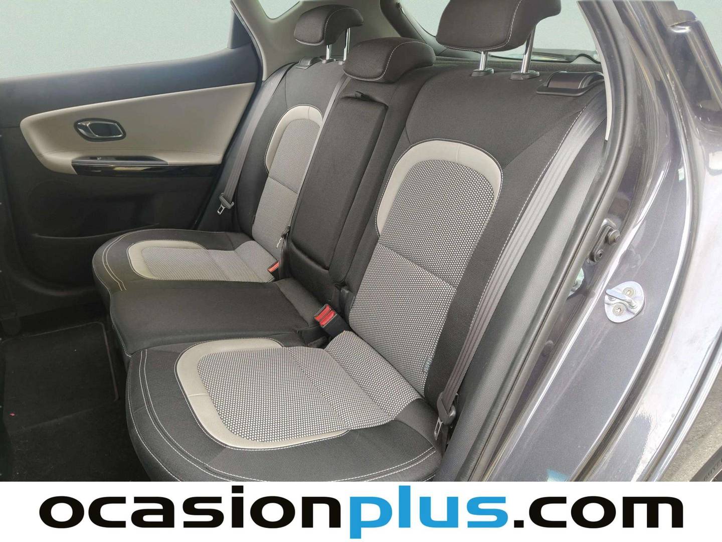 Foto asientos traseros KIA Ceed KIA Ceed 1.4 CVVT x-Tech17 (100 CV)