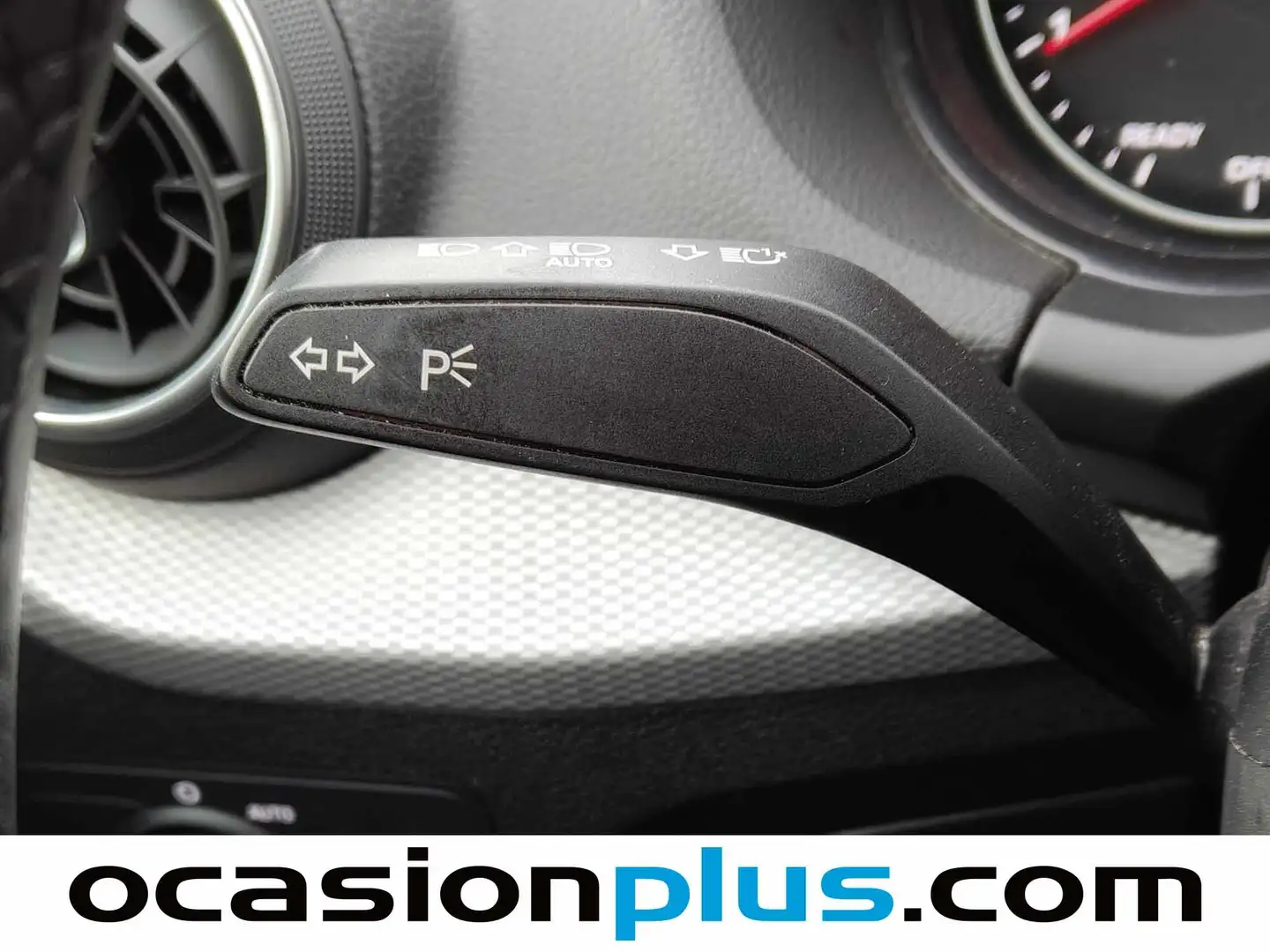 Foto Audi Q2 Audi Q2 Advanced 30 TDI (116 CV)