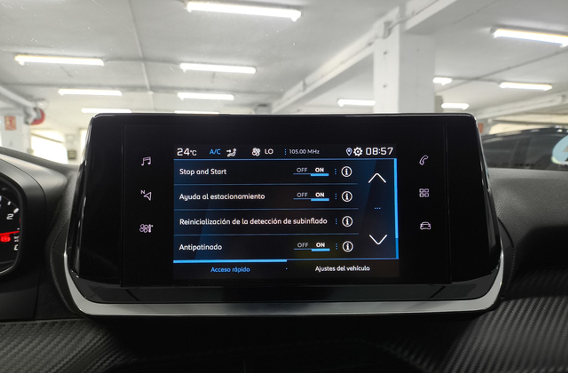 Peugeot 2008 PureTech 130 Allure EAT8 - foto 12