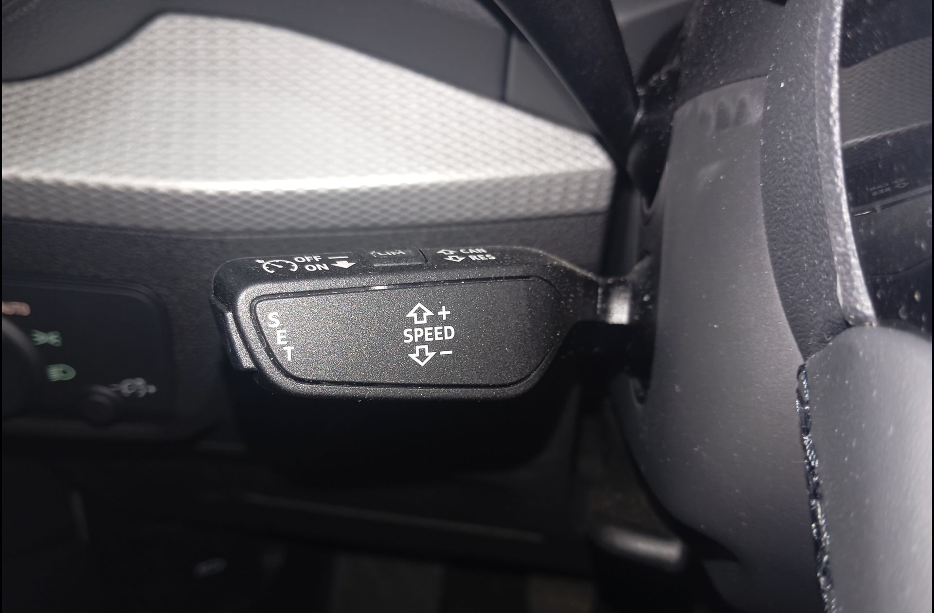 Audi Q2 Advanced 30 TFSI - foto 25