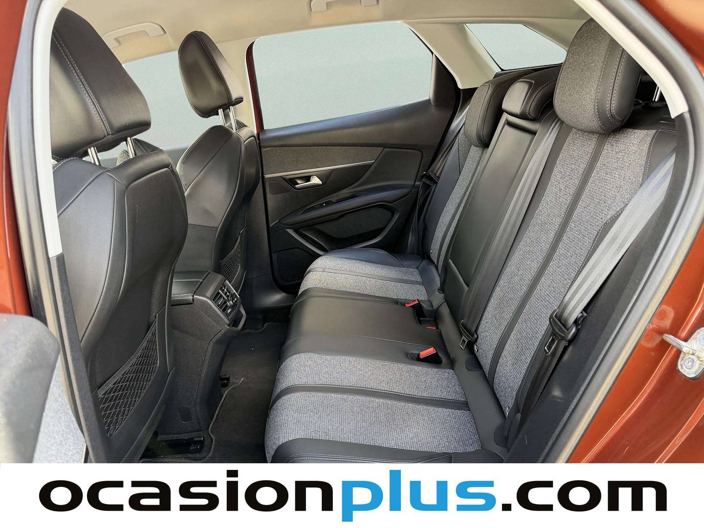 Foto asientos traseros Peugeot 3008 Peugeot 3008 PureTech 130 S&S Allure (130 CV)