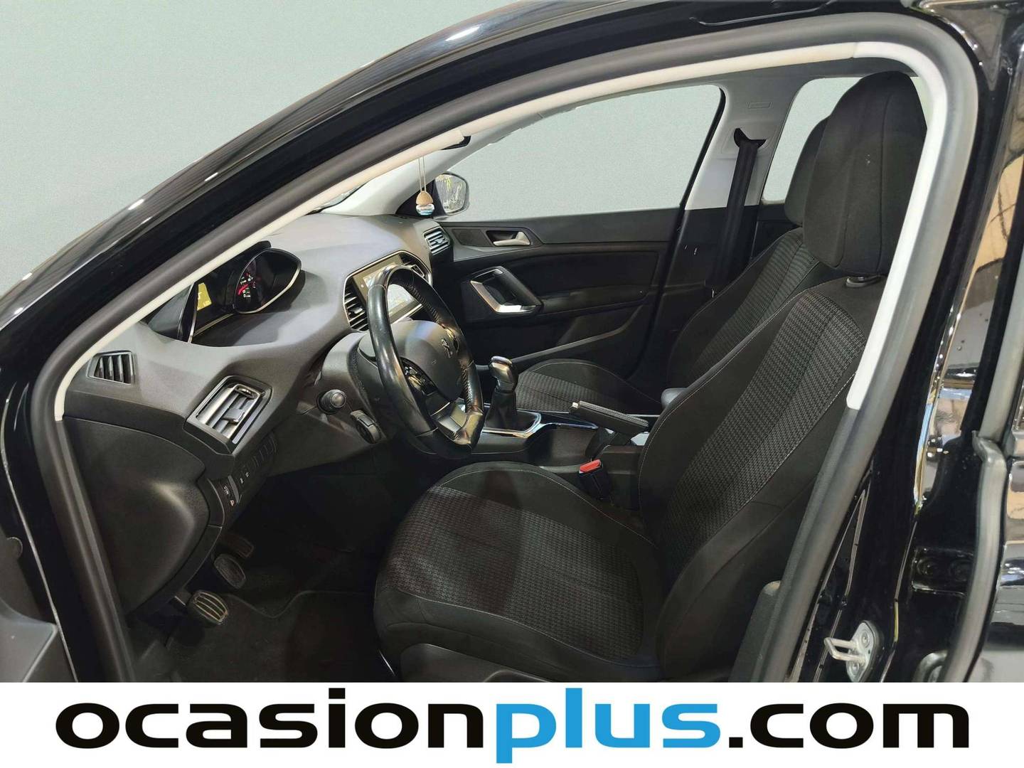 Foto asientos delanteros Peugeot 308 Peugeot 308 BlueHDi 100 Style (100 CV)