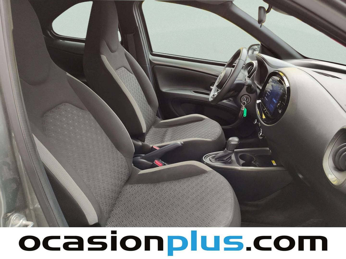 Toyota Aygo X Cross Toyota Aygo X Cross 1.0 VVT-I Undercover CVT (72 CV) gasolina