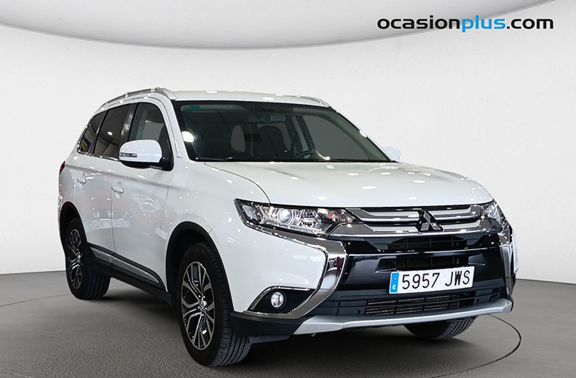 Mitsubishi Outlander 220 DI-D Motion 2WD - foto 2