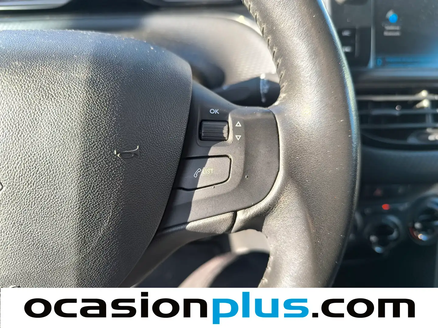 Foto Peugeot 2008 Peugeot 2008 PureTech 82 S&S Style (82 CV)