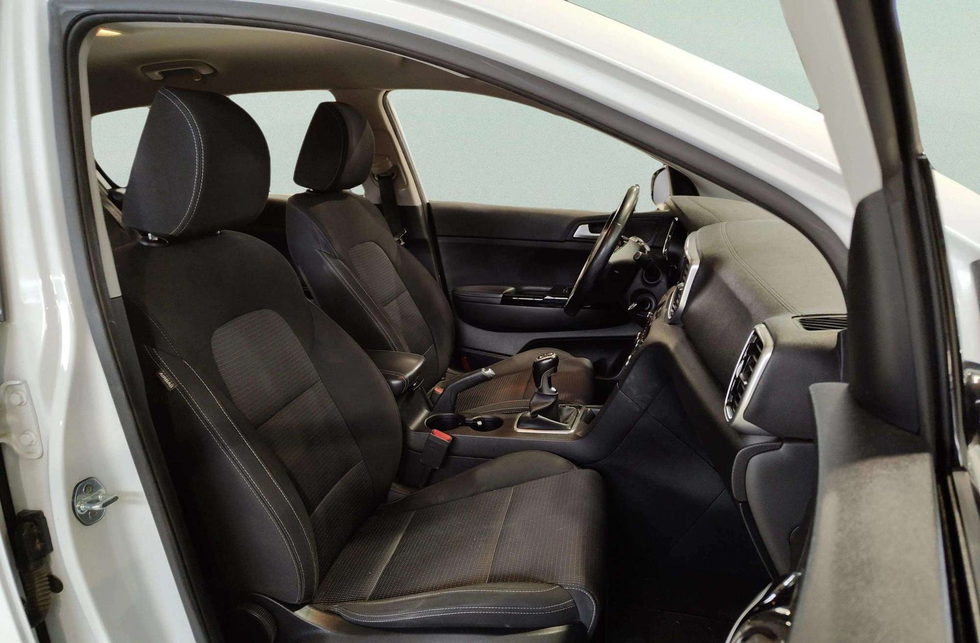 Kia Sportage 1.6 GDi Drive 4x2 - foto 18