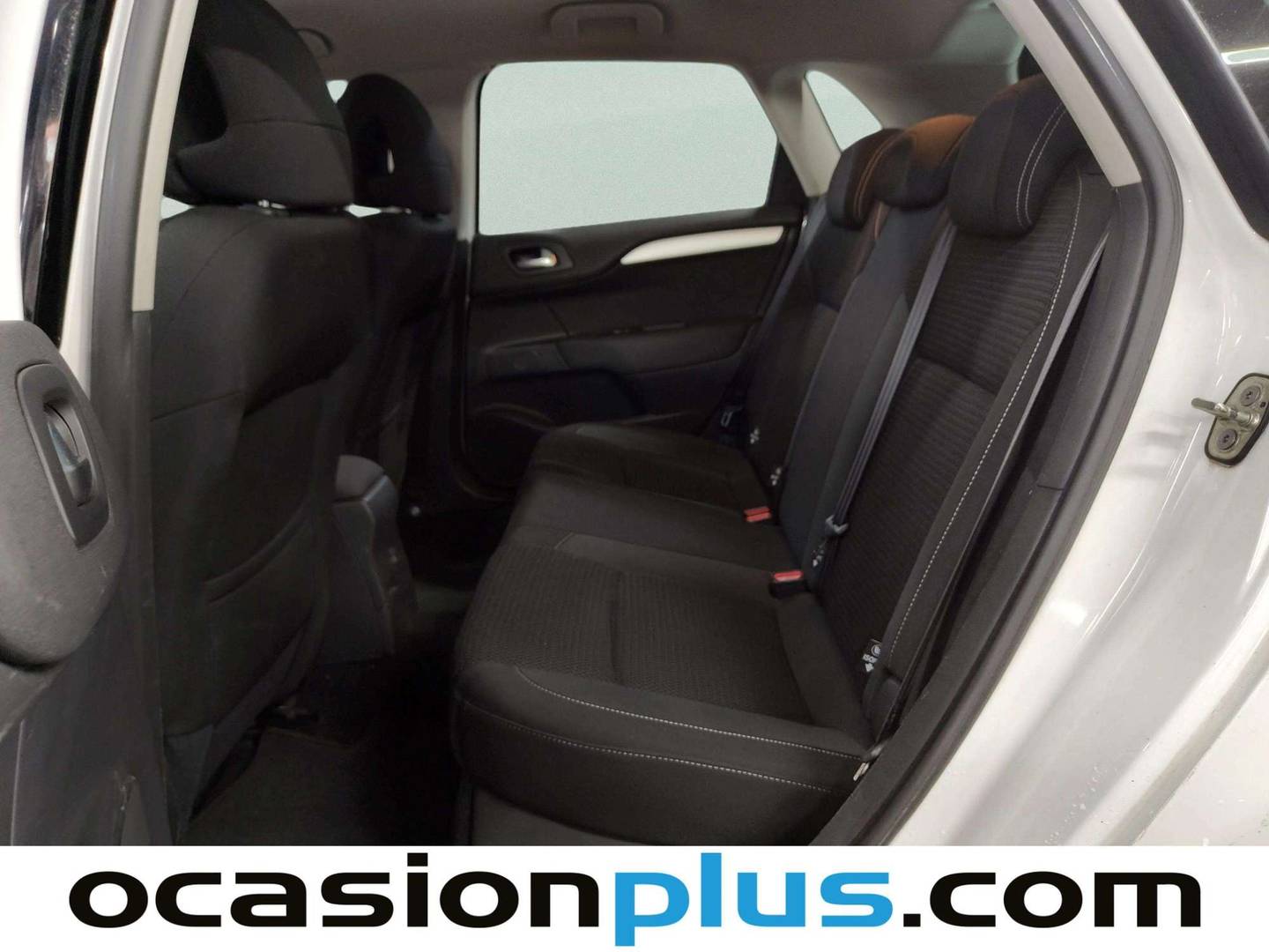 Foto asientos traseros Citroën C4 Citroën C4 1.6 e-HDi Collection CMP (114 CV)