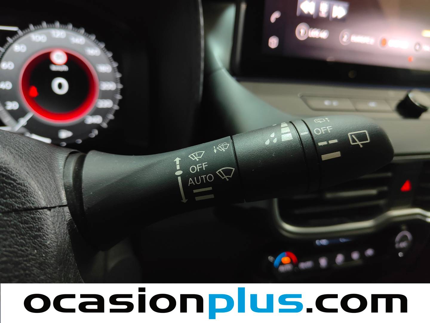 Foto Nissan JUKE Nissan Juke DIG-T N-Connecta 4x2 (114 CV)