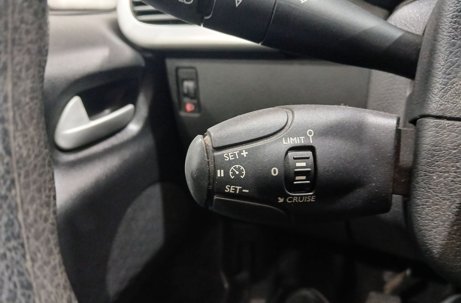 Peugeot 207 1.4 Business Line - foto 21