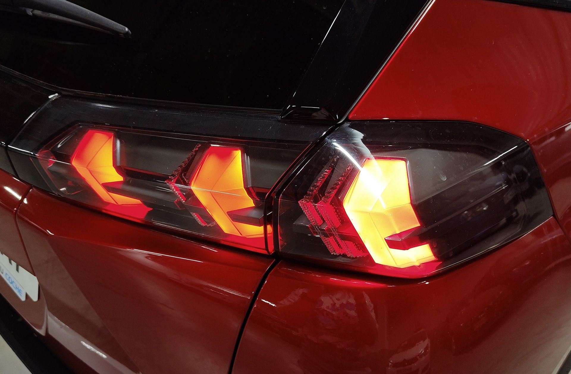 Peugeot 2008 PureTech 130 GT - foto 19