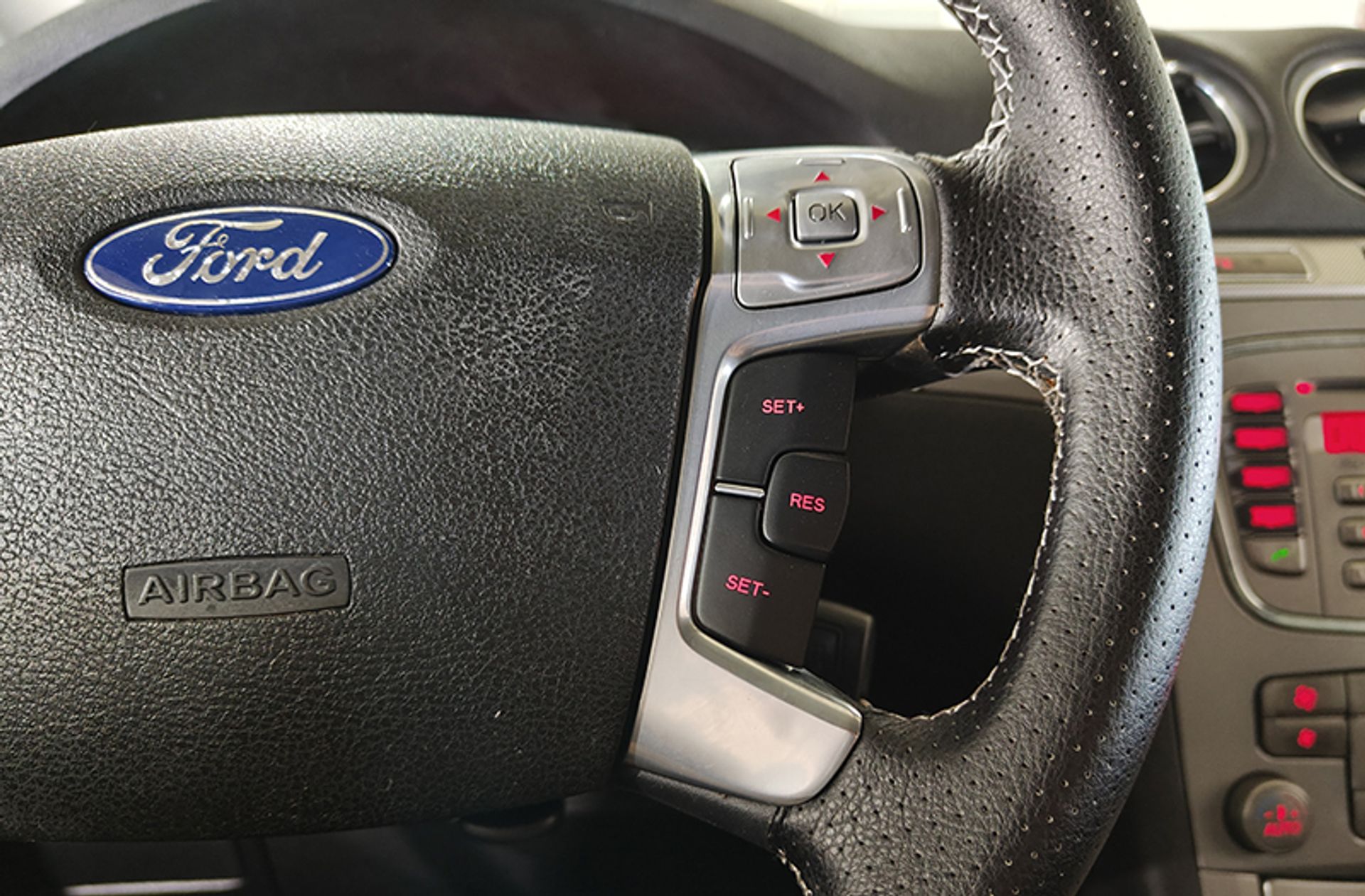Ford S-Max 2.0 TDCi Trend Powershift 7 plazas - foto 24