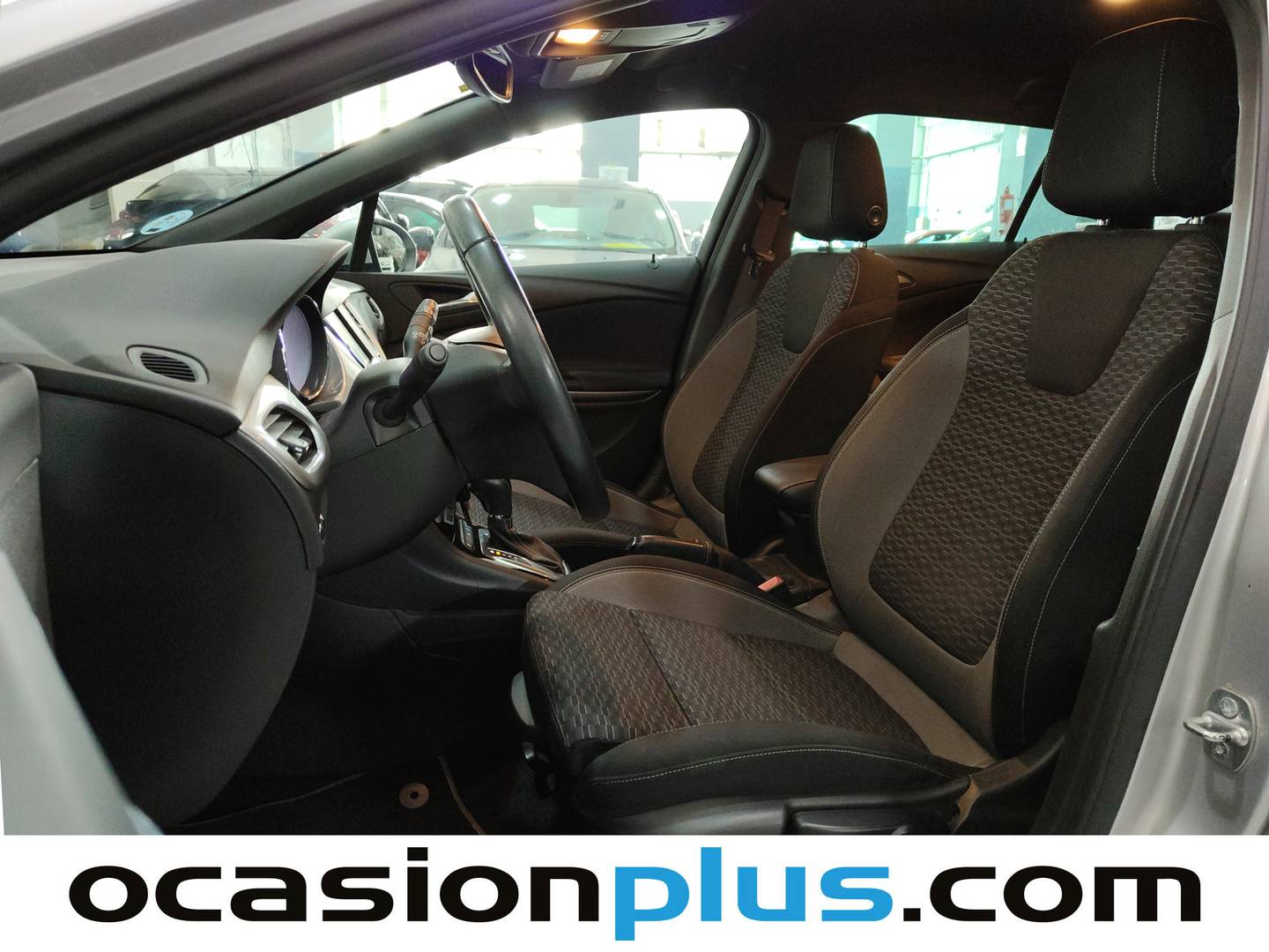 Foto Opel Astra Opel Astra Opel Astra Sports Tourer 1.4 Turbo SHT Elegance CVT 107 kW (145 CV)