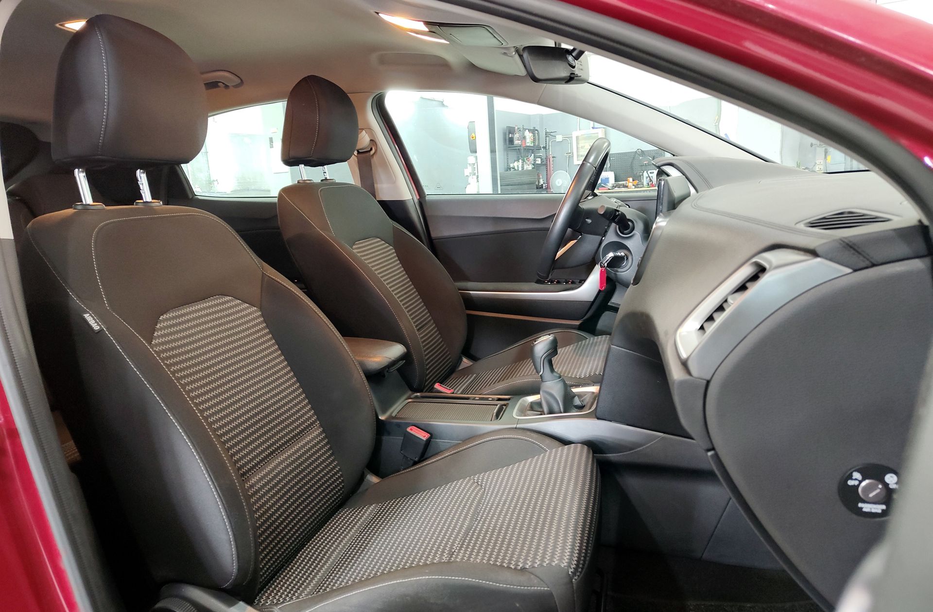 Kia XCeed 1.0 T-GDi Drive - foto 19