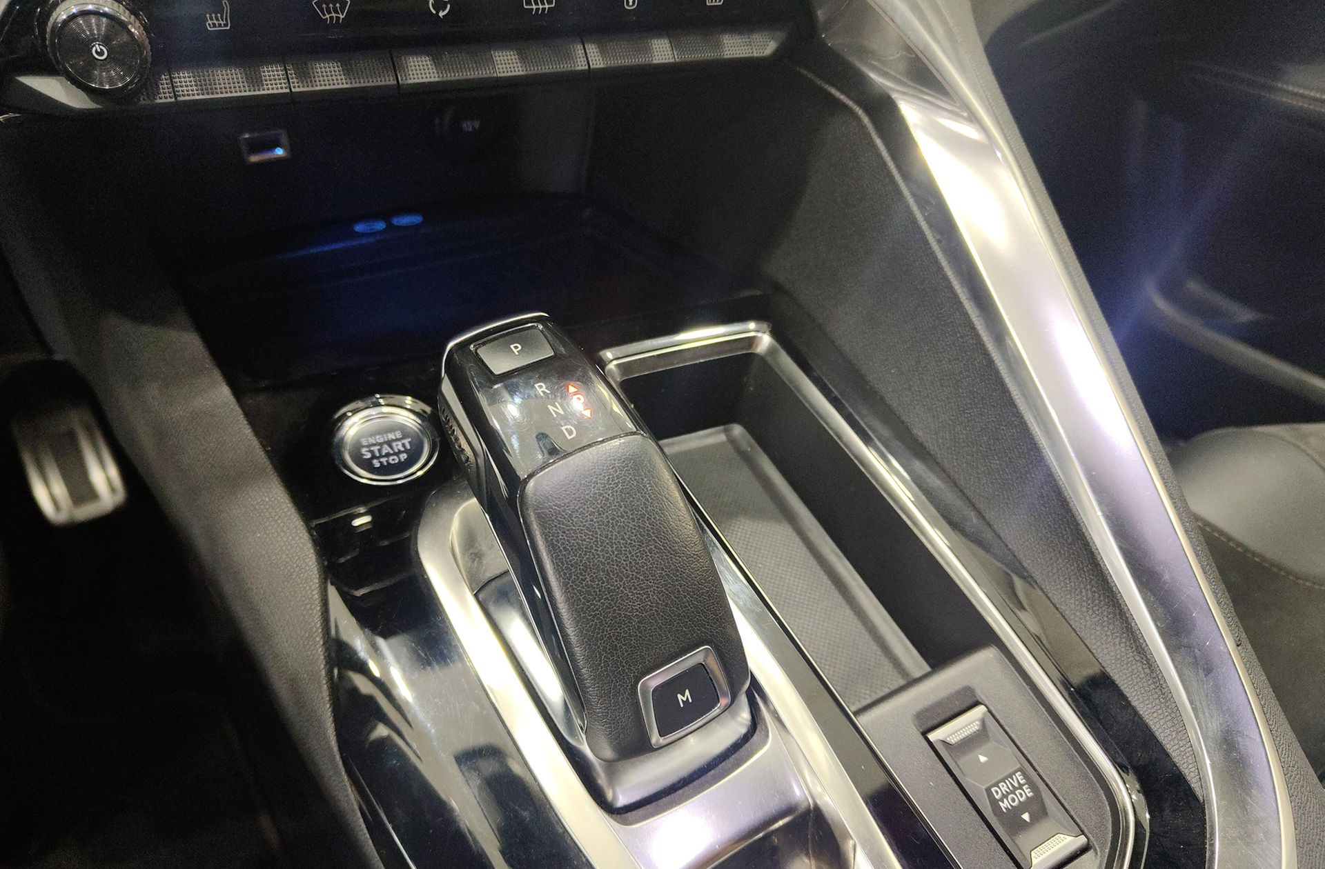 Peugeot 5008 BlueHDi 180 GT EAT8 7 plazas - foto 8