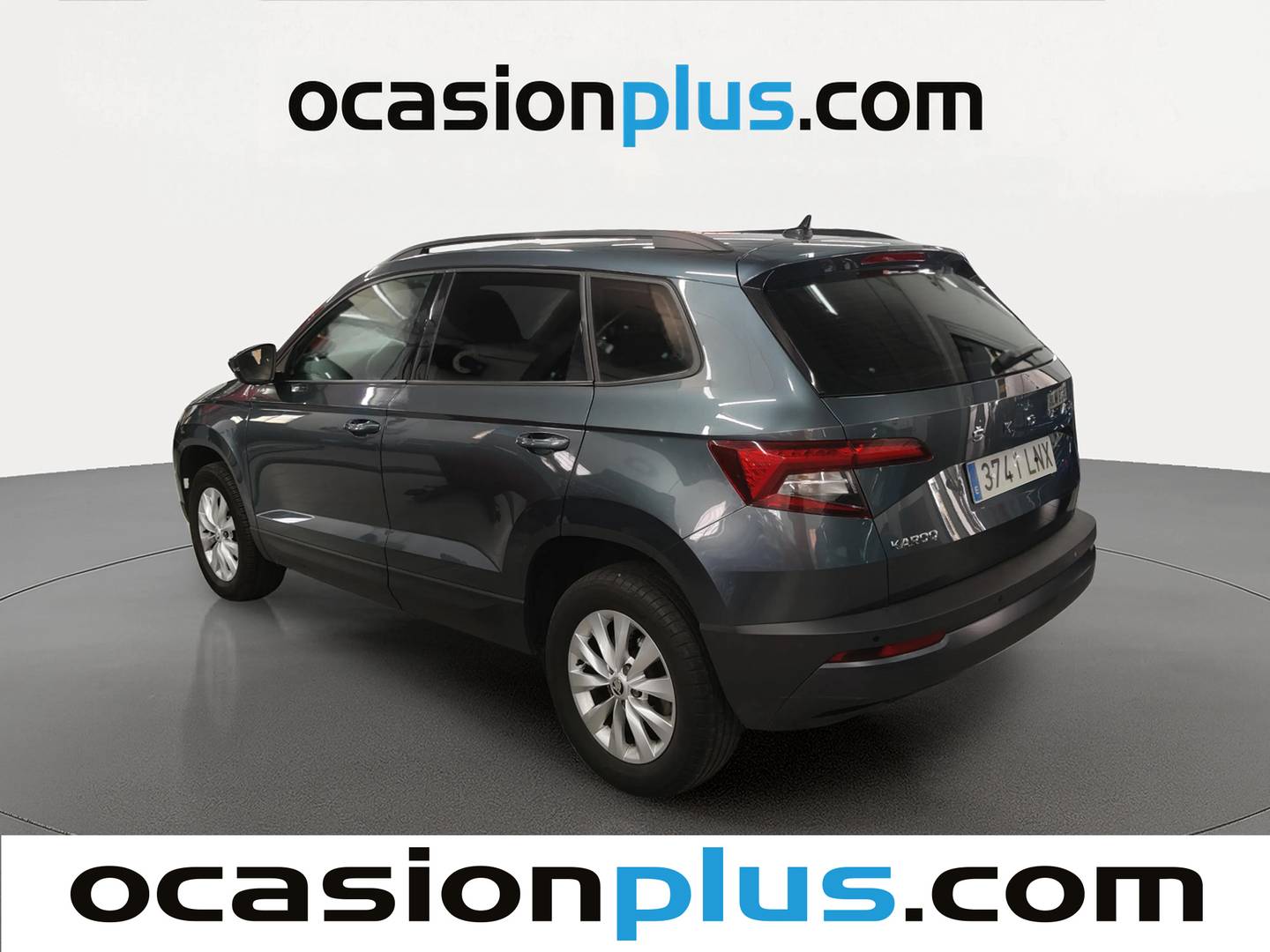 Foto trasera Skoda Karoq Skoda Karoq 1.0 TSI Active (115 CV) izquierda