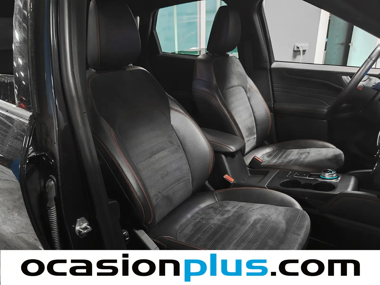 Foto Ford Kuga Ford Kuga 2.5 Duratec PHEV ST-Line X Auto (225 CV)