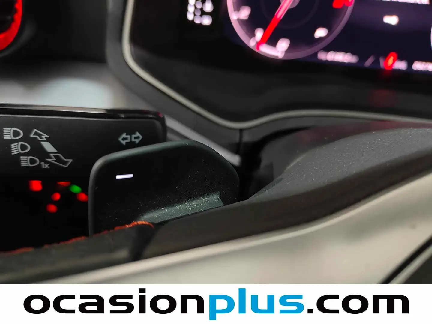 Foto Seat Arona SEAT Arona 1.5 TSI FR XL DSG (150 CV)