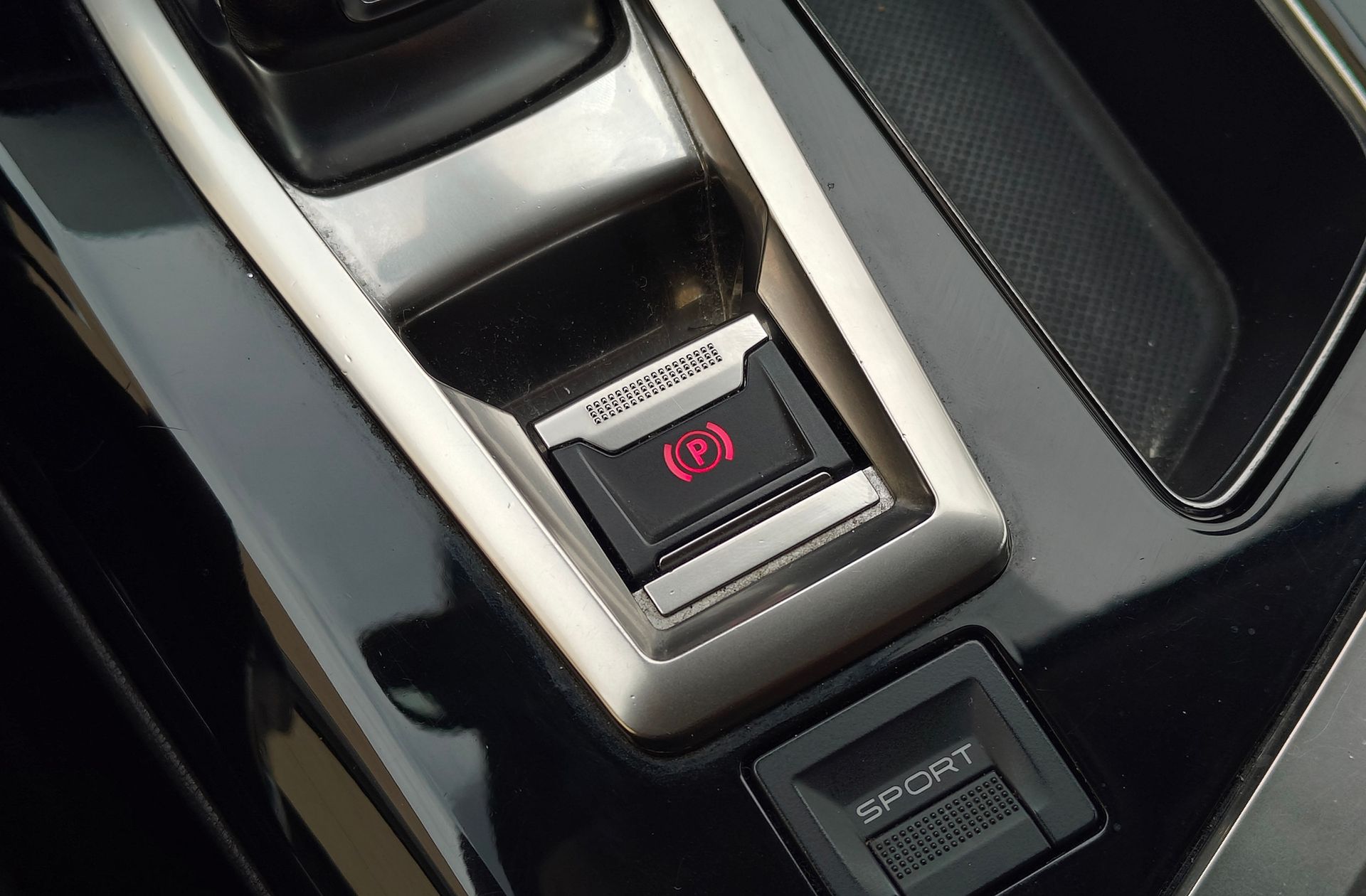Peugeot 5008 BlueHDi 130 Allure EAT8 7 plazas - foto 42