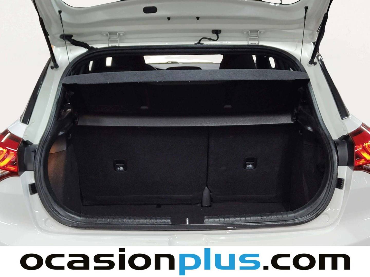 Fotos maletero Hyundai i20 Hyundai i20 1.2 MPI Fresh (84 CV)