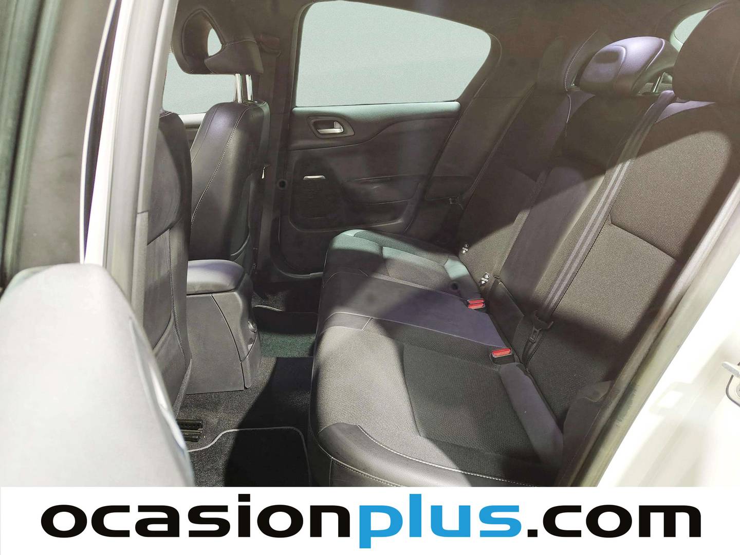 Foto asientos traseros Citroën DS4 Citroën DS4 1.6 VTi Style (120 CV)