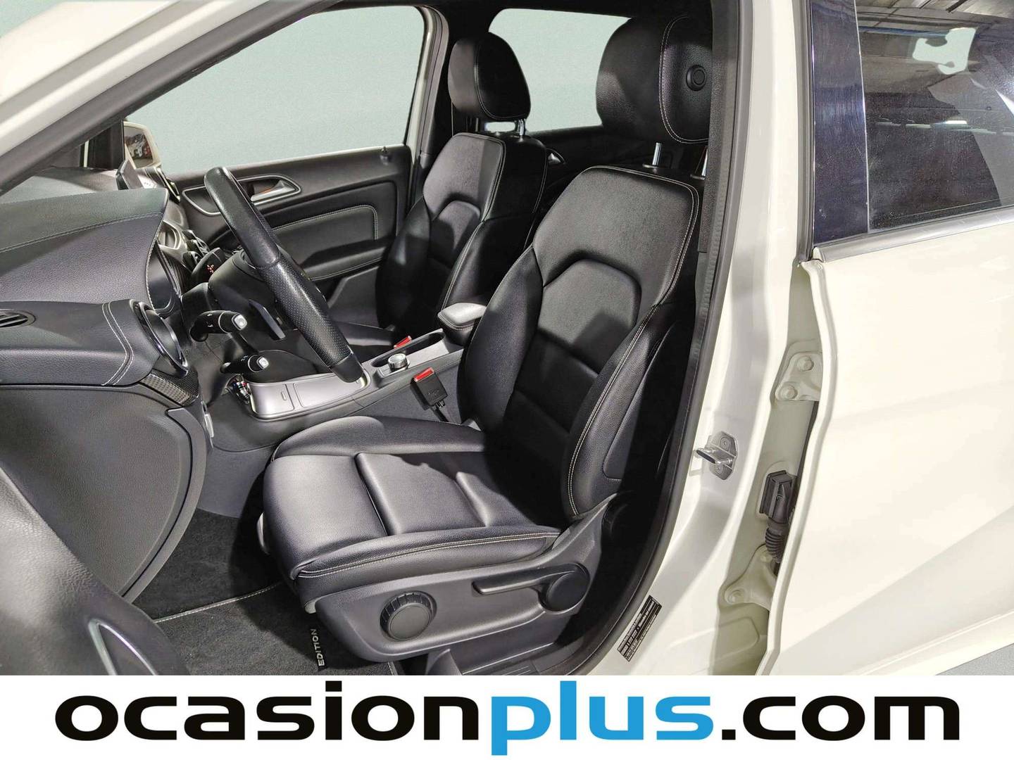 Foto asientos delanteros Mercedes Clase B Mercedes-Benz Clase B 200 d (136 CV)