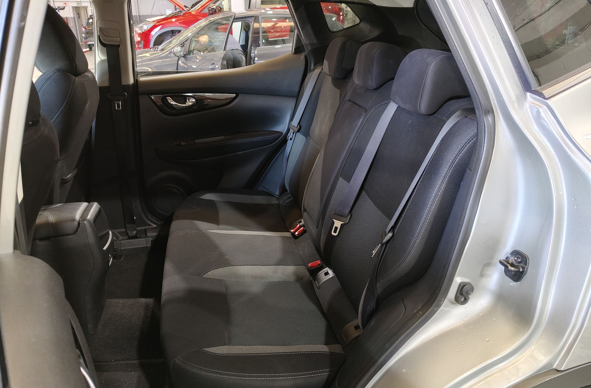 Nissan Qashqai DIG-T 160 N-Connecta 4x2 DCT - foto 13